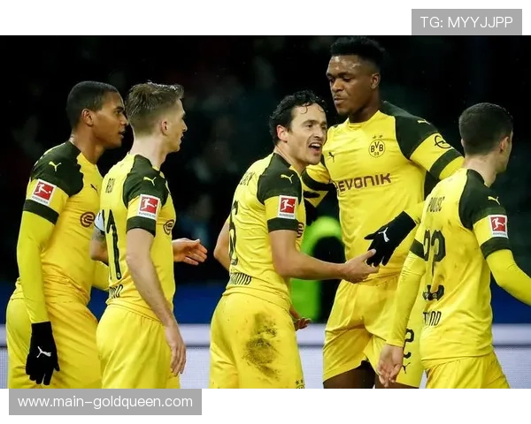 多特蒙德豪取联赛六连胜,将积分差距迫近至3分 多特蒙德豪取联赛六连胜,将积分差距迫近至3分